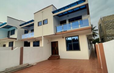 3BEDROOM SEMI DETACHED DUPLEX WITH ONE BEDROOM BOYS QUARTERS